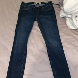 hollister dark wash jegging